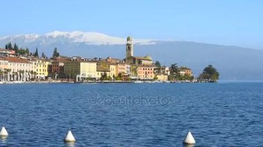 Panoramik Salo kasaba quay İtalya Garda Gölü