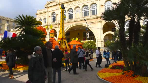 Festival del Limón en la ciudad de Menton en la Riviera Francesa — Vídeo de stock