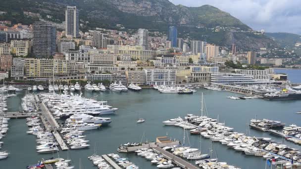 Der Hafen von Monaco in Monte Carlo — Stockvideo