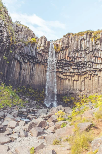 Vodopád Svartifoss na Islandu — Stock fotografie