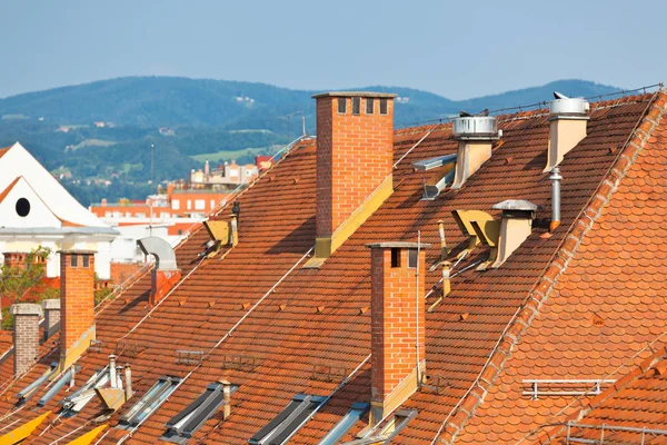 Střechy budov města Maribor — Stock fotografie