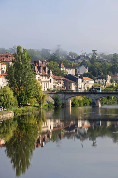 Fransa'da Perigord şehrin pitoresk görünümü — Stok fotoğraf