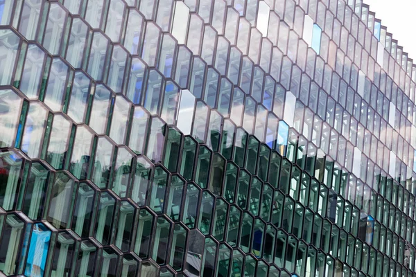 Fasad detalj av Harpa Concert Hall — Stockfoto