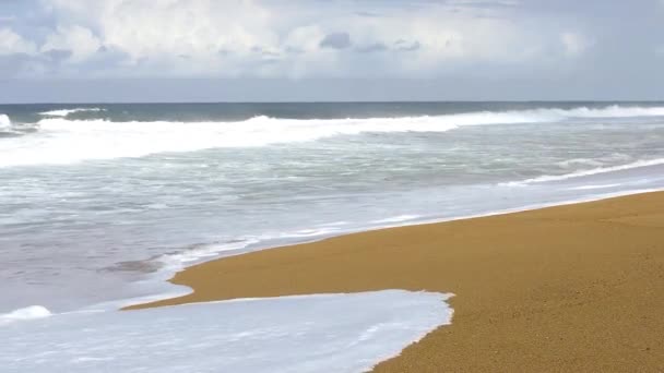 Пісок пляжу на Атлантичний океан — стокове відео