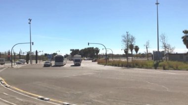 Kavşak geçiş araçları