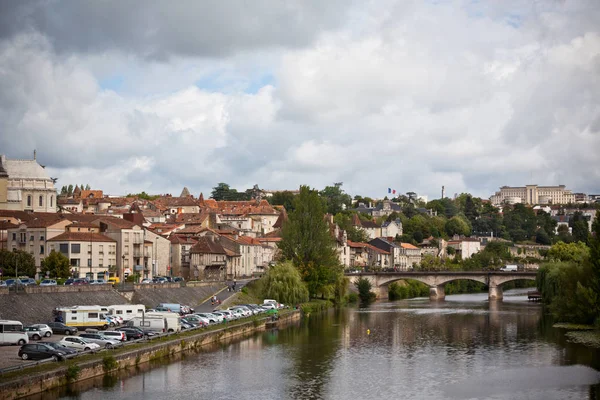 Vista pitoresca da cidade de Perigueux na França — Fotografia de Stock