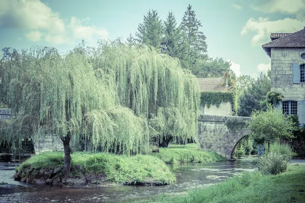 Landschap met de rivier de Vezere in Frankrijk — Stockfoto