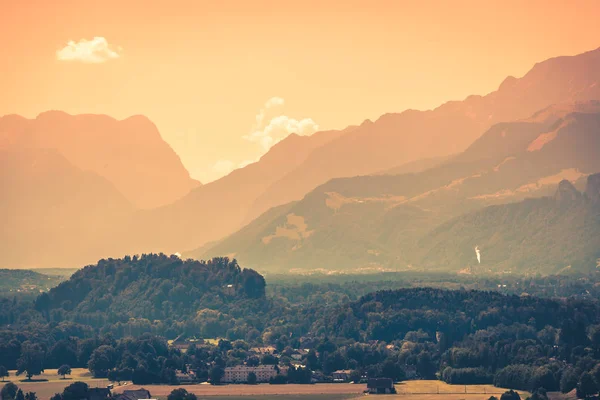 Utsikt över österrikiska Alperna nära Salzburg — Stockfoto