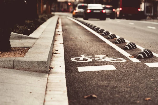 Bicicleta señal de tráfico en la calle — Foto de Stock