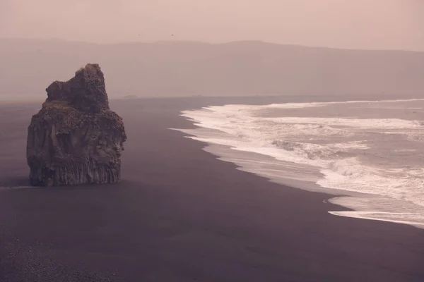 Spiaggia nera Dyrholaey, Islanda — Foto Stock