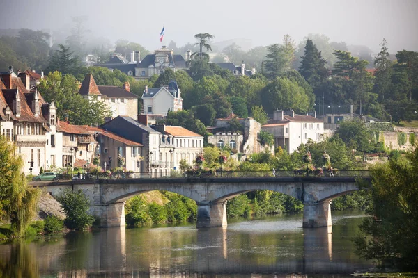 フランスのペリゴールの町の美しい景色 — ストック写真