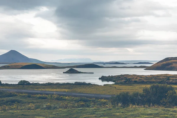 Skutustadagigar pseudocraters, IJsland — Stockfoto