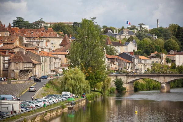 Vista pitoresca da cidade de Perigueux na França — Fotografia de Stock