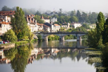Fransa'da Perigord şehrin pitoresk görünümü