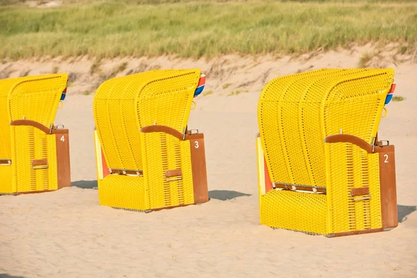 Beach wicker chairs strandkorb — Stock Photo, Image