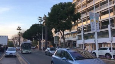 yol trafik streetof Cannes, Fransa
