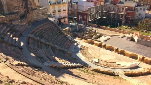 Το ρωμαϊκό αμφιθέατρο και το αστικό τοπίο της Καρθαγένης πόλη Μούρθια, Ισπανία — Αρχείο Βίντεο
