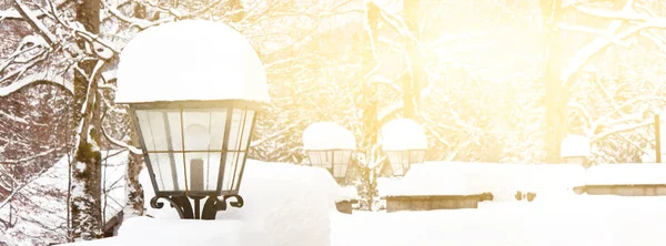 Lantaarnpalen in de winter — Stockfoto