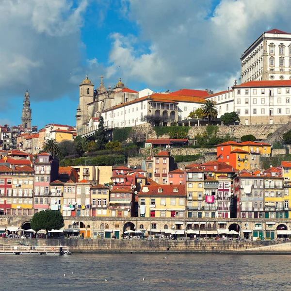 Översikt över gamla stan i porto, portugal — Stockfoto