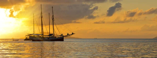Fritids Yacht på Indiska oceanen — Stockfoto
