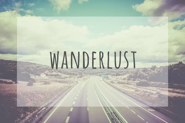 Inspirerande typografiska citat wanderlust — Stockfoto