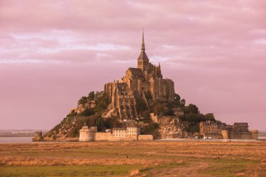 Mont saint michel manastırına