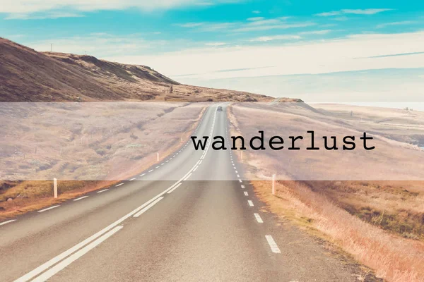 Inspiração tipográfica citação wanderlust — Fotografia de Stock