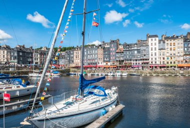 Honfleur harbour normandy, Fransa için