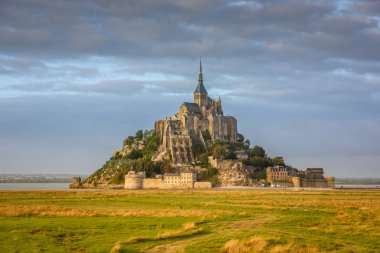 Mont saint michel manastırına
