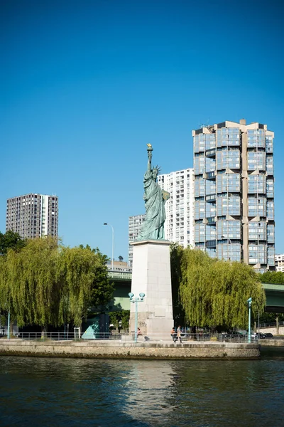 Statua wolności Paryż Francja — Zdjęcie stockowe