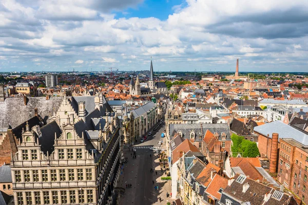 Ghent Cityscape çan kulesine üzerinden — Stok fotoğraf