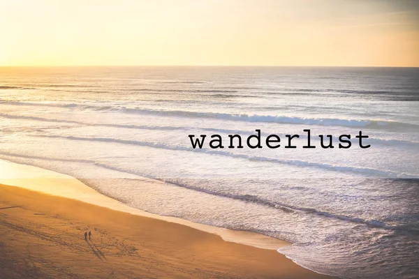 Inspirerende typografische citaat wanderlust — Stockfoto