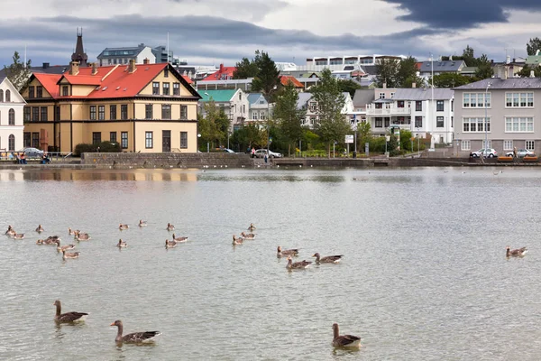 Paisagem urbana de reykjavik — Fotografia de Stock