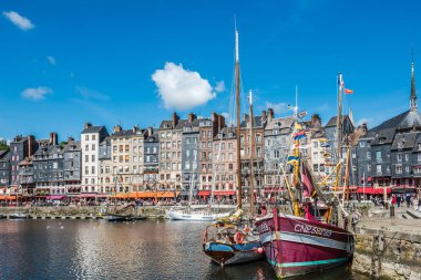 Honfleur harbour normandy, Fransa için
