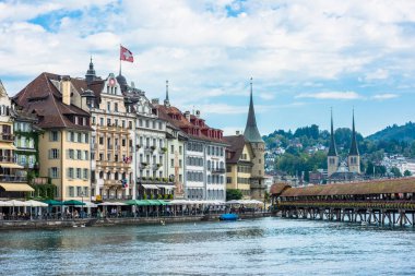 Tarihi Luzern şehir merkezinin görünümü
