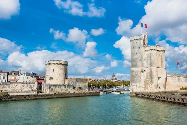 Tornyai ősi erőd, La Rochelle, Franciaország — Stock Fotó