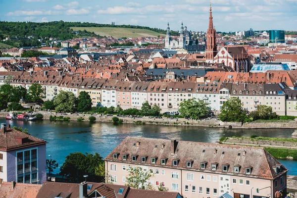 Widok na zabytkowe miasto Würzburg — Zdjęcie stockowe