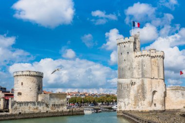 La Rochelle Fransa eski kale kuleleri