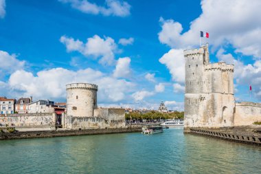 La Rochelle Fransa eski kale eski liman kuleleri