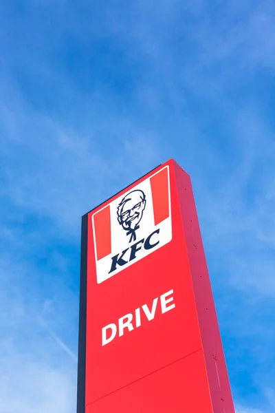 Kfc Kentucky Frito Pollo Drive Restaurante Comida Rápida Logo Edificio — Foto de Stock