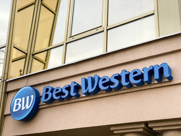 Logo Best Western Sull Edificio Dell Hotel Vista Sulla Facciata — Foto Stock