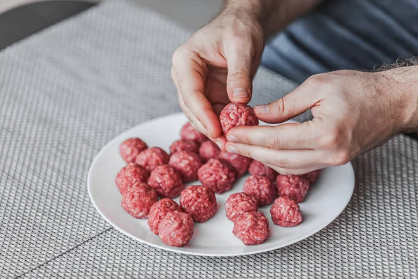 Man Hands Preparing Meatballs Raw Mincemeat Lifestyle Close Composition Natural — Stock Photo, Image