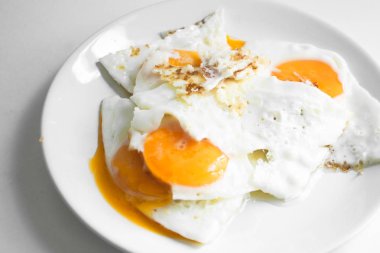 lezzetli kahvaltı için sahanda yumurta