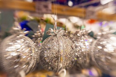 Tam sepeti Noel ağacı için Gümüş Top