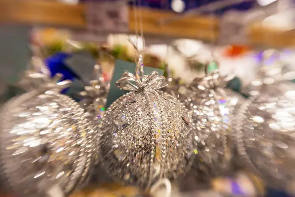 Tam sepeti Noel ağacı için Gümüş Top