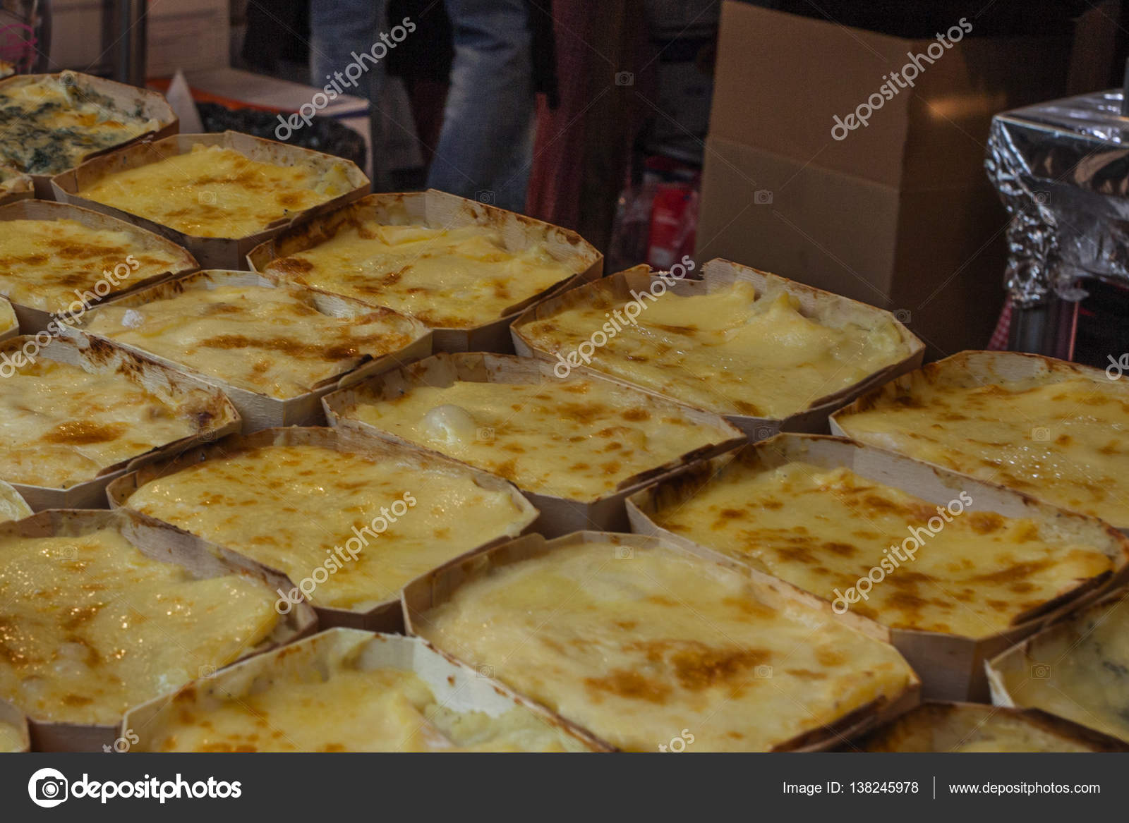 Mini Quiche Lorraine And Cheddar Quiches Julienne On Montmartre