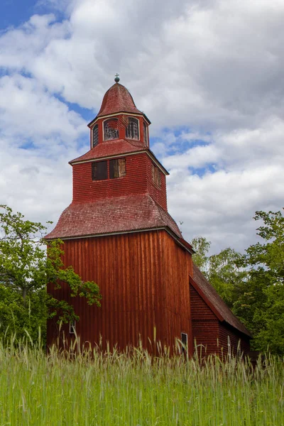 Alte Kirche in Skansen, das erste Freilichtmuseum — Stockfoto