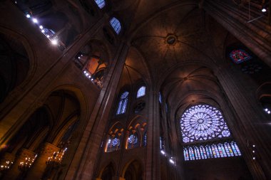 Notre Dame de Paris Katedrali iç 