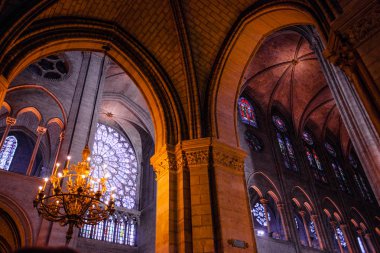 Notre Dame de Paris Katedrali iç 