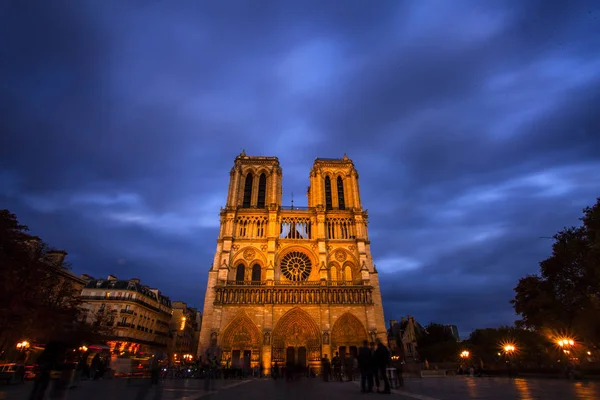 Notre Dame éjjel, Párizs, Franciaország — Stock Fotó